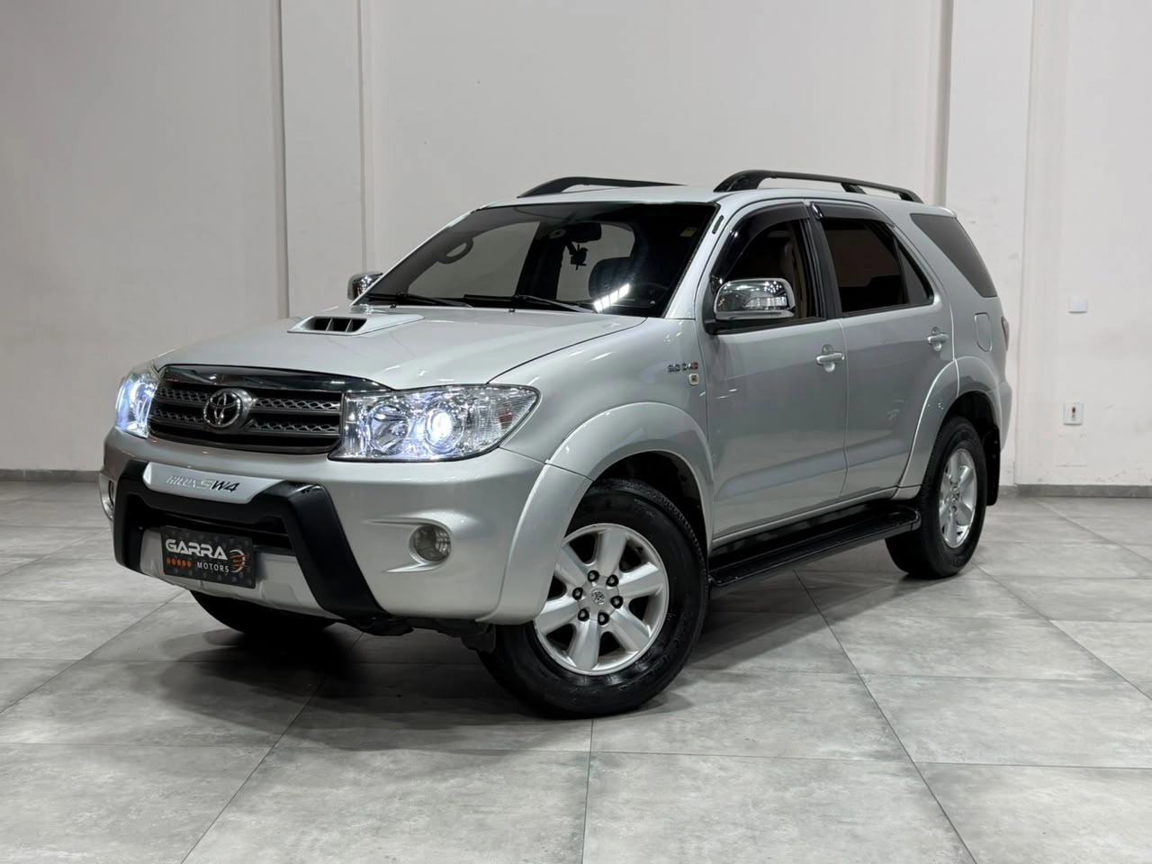 TOYOTA HILUX SW4 2011